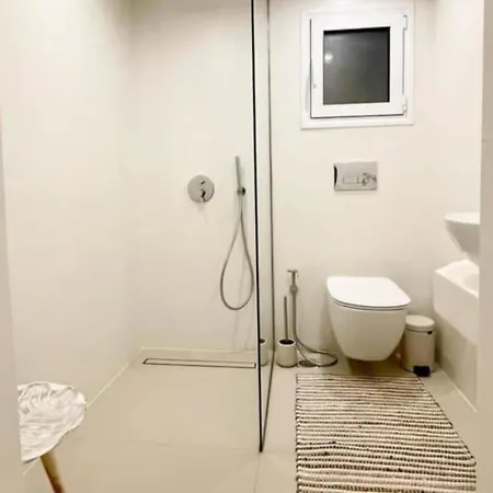 White House Luxury Of Rhodes *